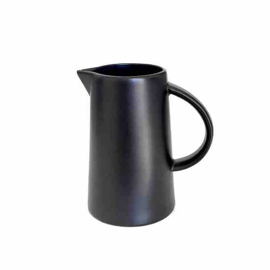 Pichet à cidre ou carafe à eau noir